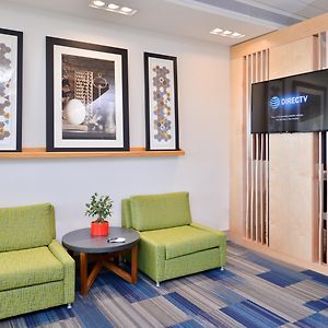 Holiday Inn Express & Suites Trinity By Ihg